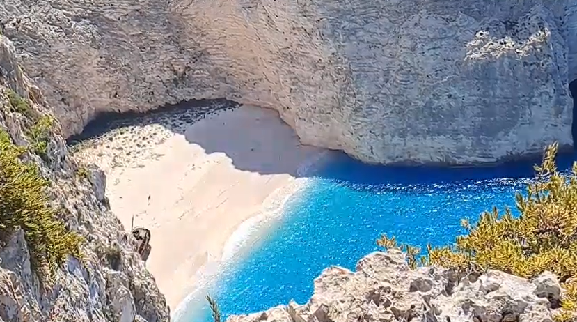 Zante, le spiagge più belle, In viaggio con gli amici