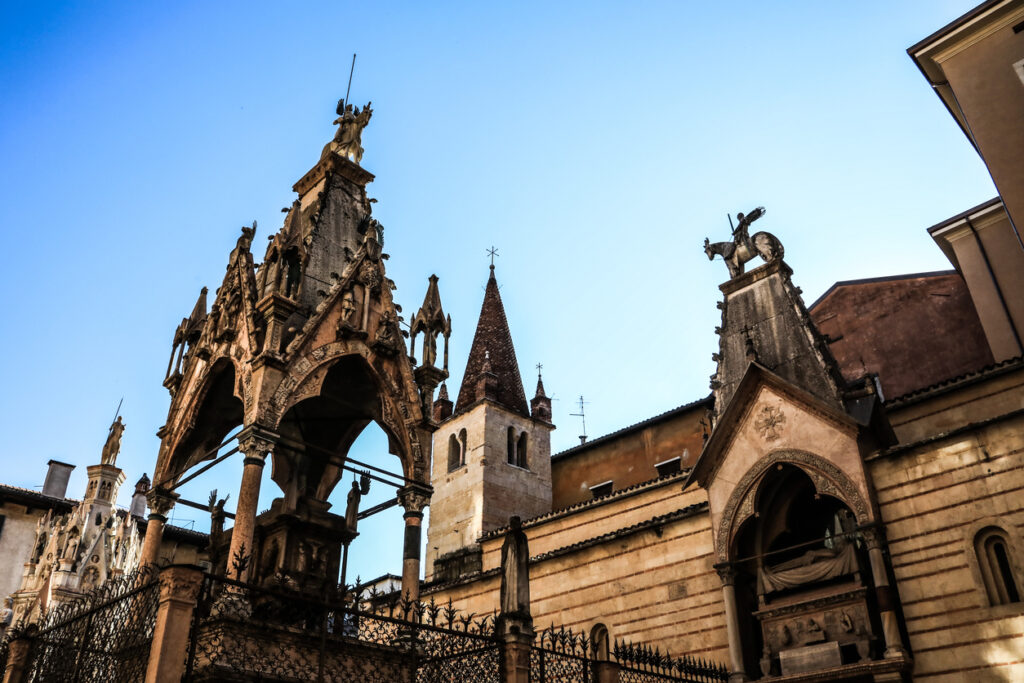 Arche scaligere Verona, cosa fare e cosa vedere In viaggio con gli amici