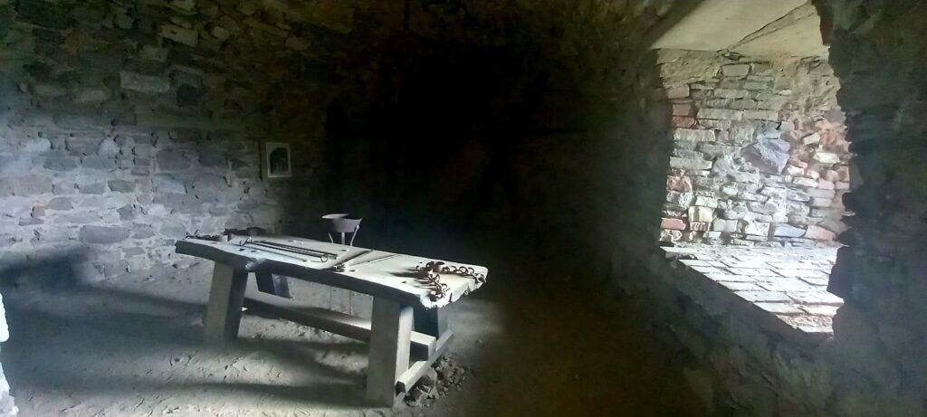 Castello di Bardi Viaggio con gli amici