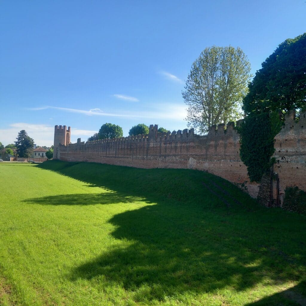 Montagnana, In viaggio con gli amici