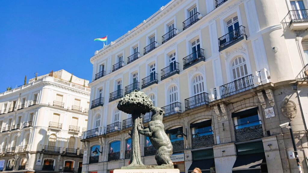 Madrid, cosa fare in tre giorni, In Viaggio Con Gli Amici, Plaza del Sol