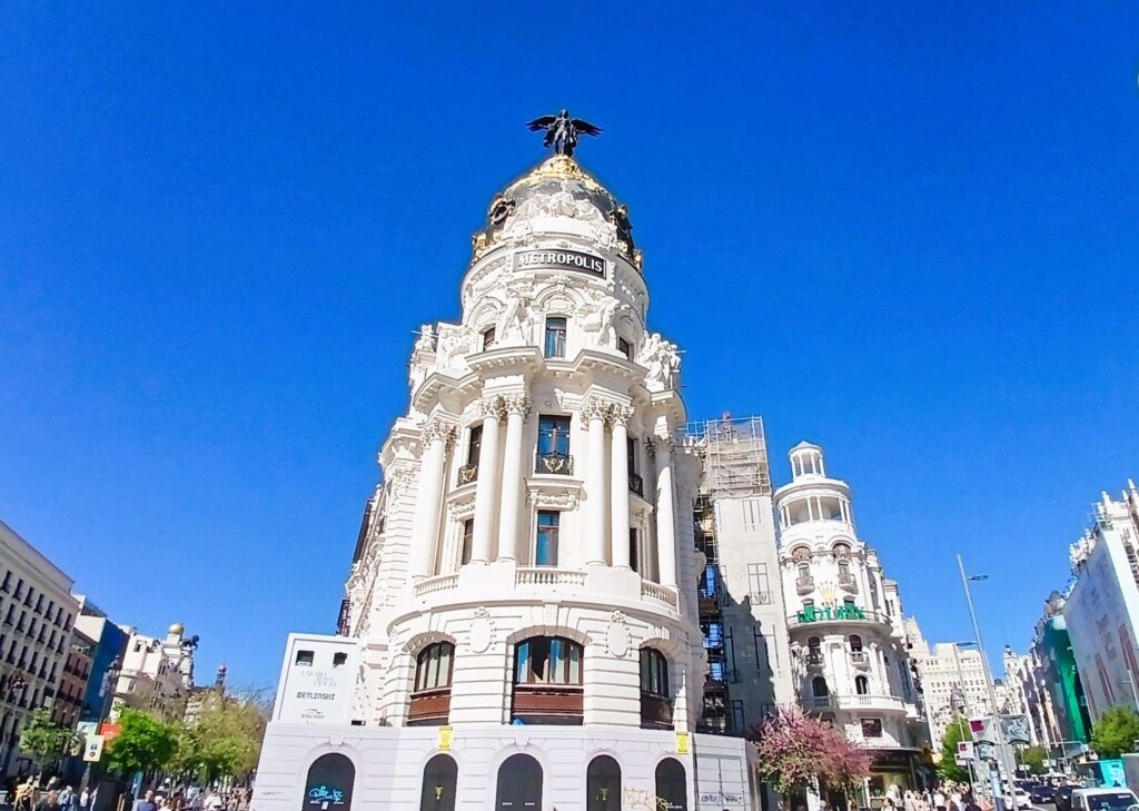 Metropolis Gran Via, Madrid (In Viaggio Con Gli Amici immagini).
