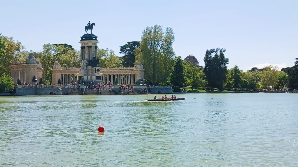 In Viaggio Con Gli Amici, Cosa Fare 3 giorni a Madrid, Il parco del Retiro