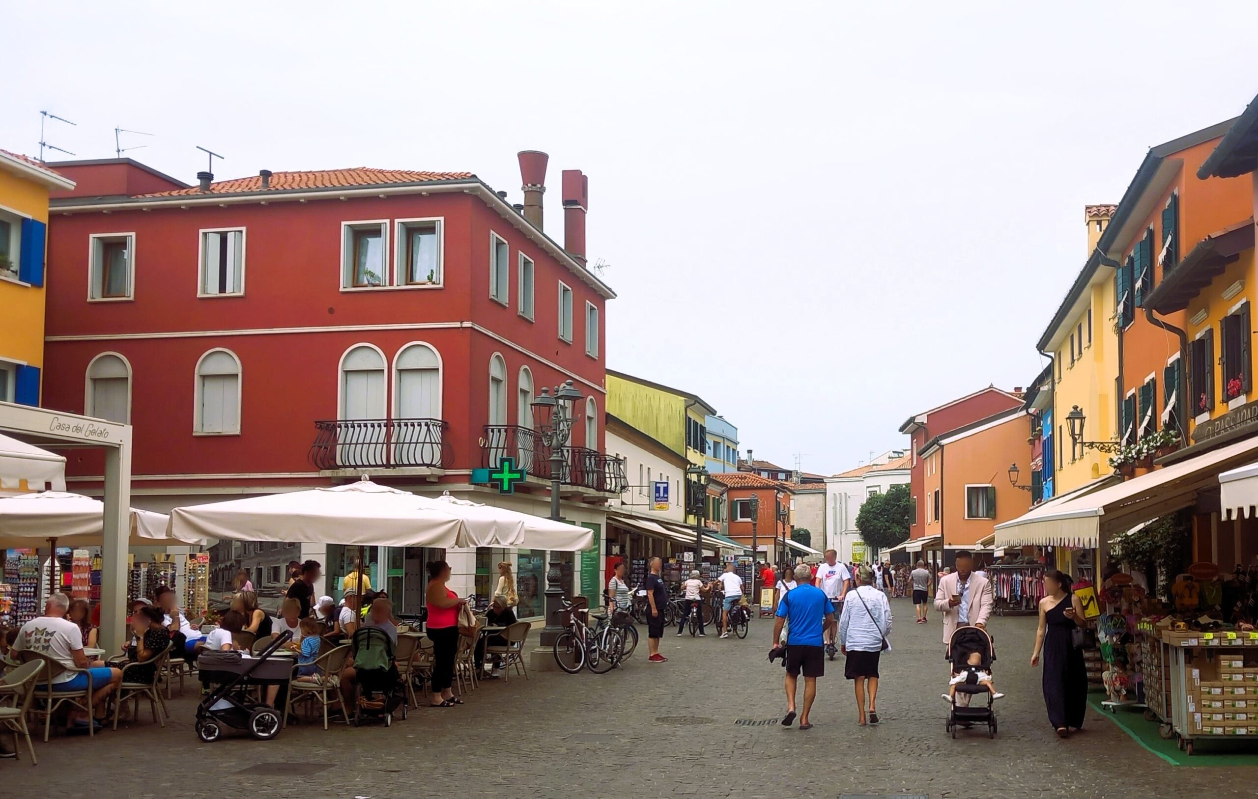 Caorle, spiagge, mare, e cosa vedere, in viaggio con gli amici