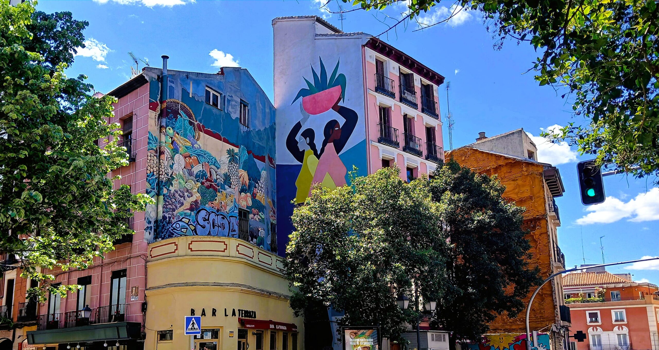 Barrio La Latina In Viaggio Con Gli Amici